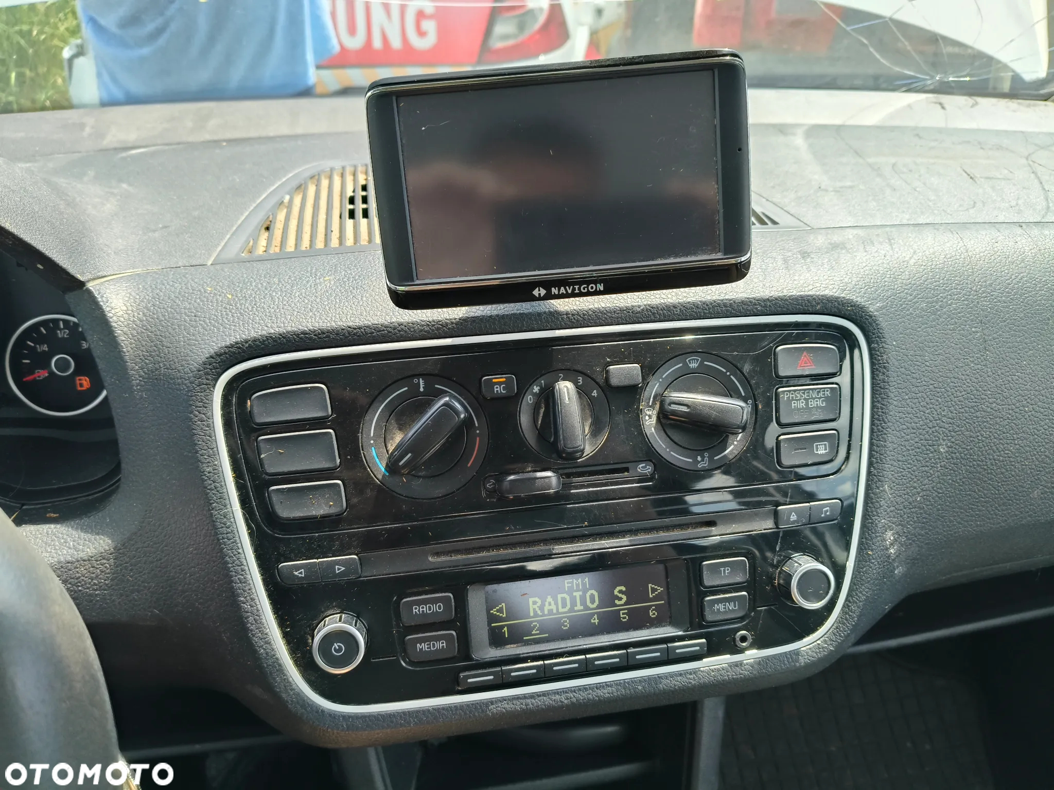 Volkswagen up! (BlueMotion Technology) beats - 16