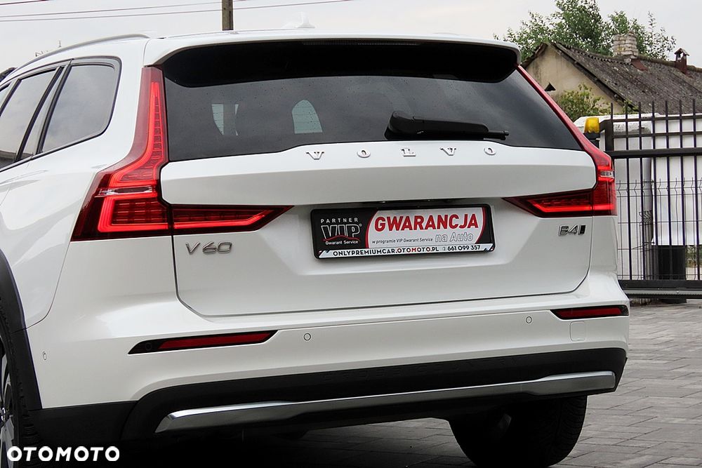 Volvo V60 Cross Country B4 D AWD Geartronic - 21