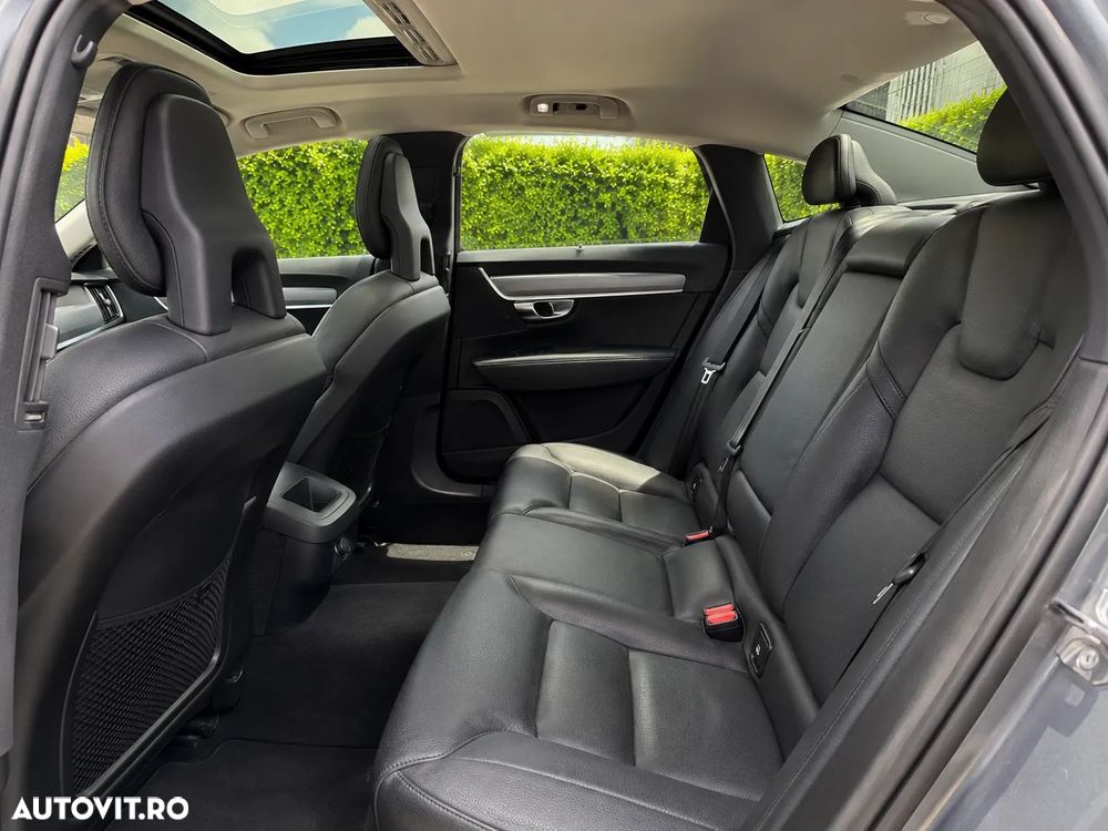 Volvo S90 T5 Momentum - 10