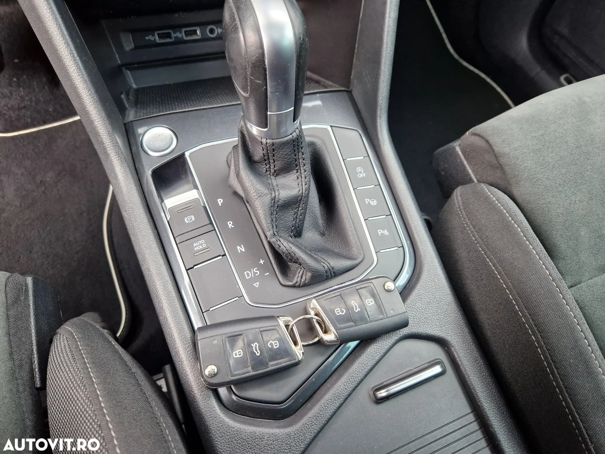 Volkswagen Tiguan - 34