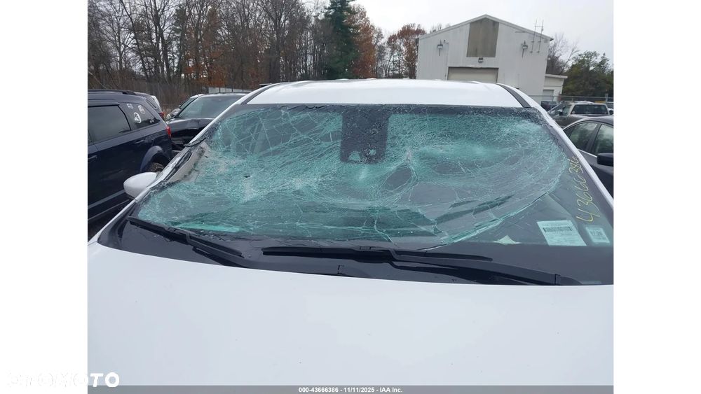 Chrysler Pacifica - 14