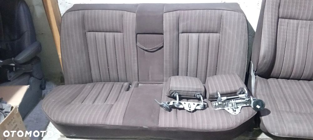 Tapicerka 124  sedan - 5