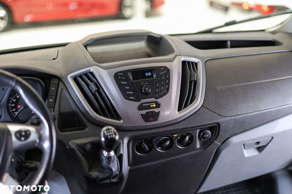 Ford Transit - 22