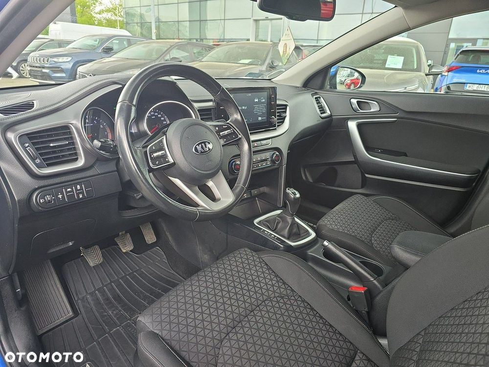 Kia XCeed 1.4 T-GDI M - 9