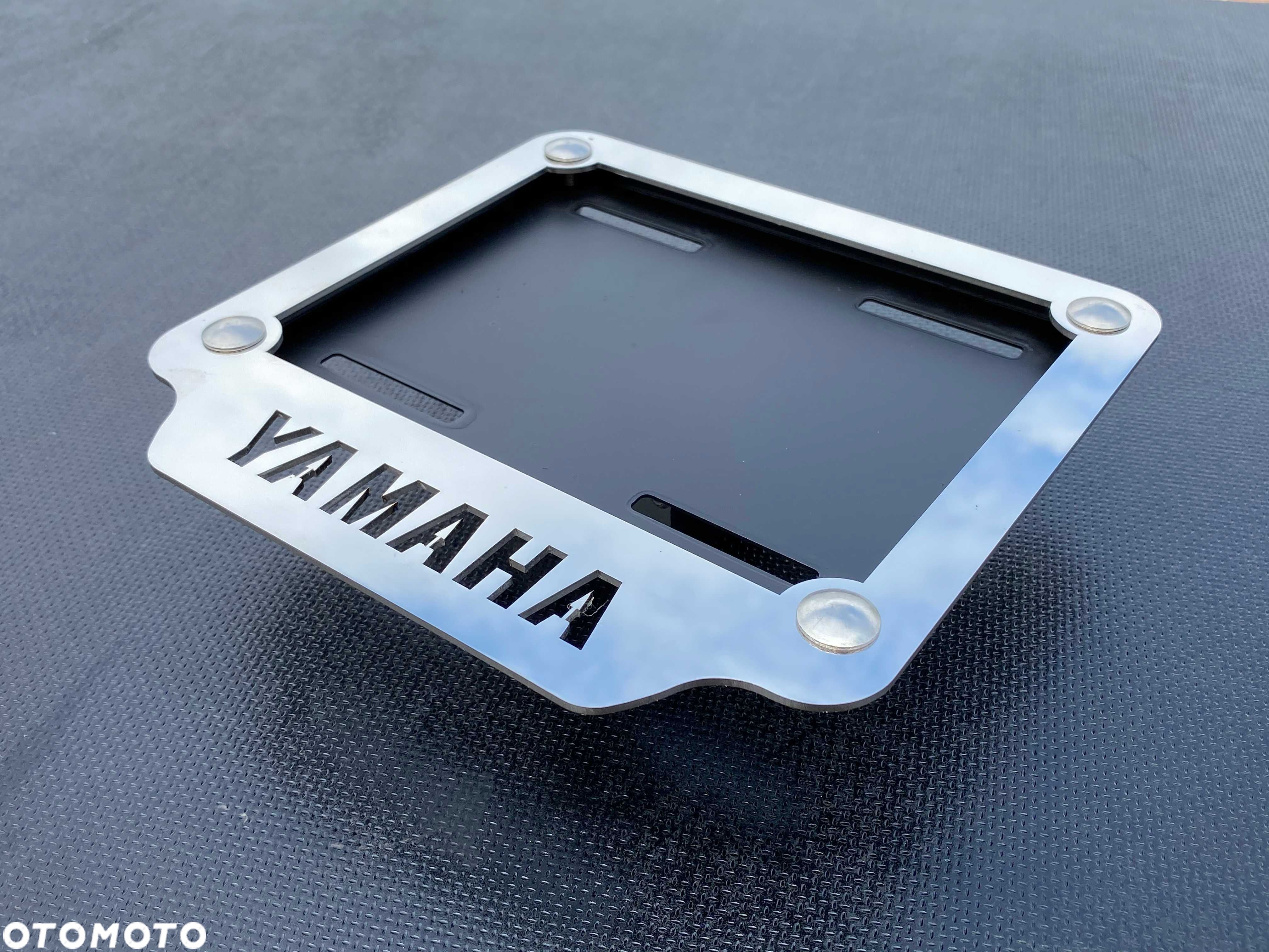 Ramka pod tablicę rejestracyjną Yamaha - 1