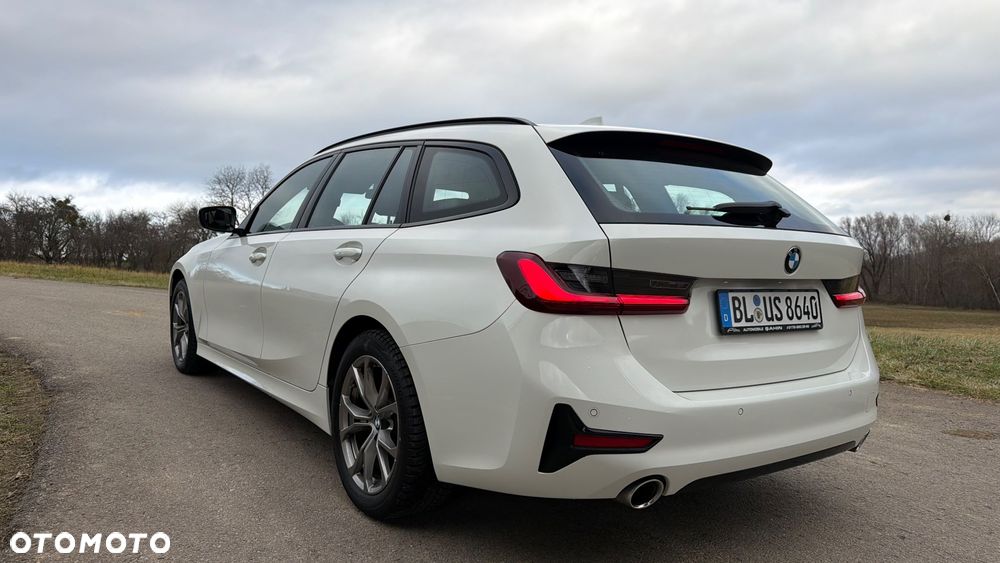 BMW Seria 3 320d Sport Line Shadow sport - 15