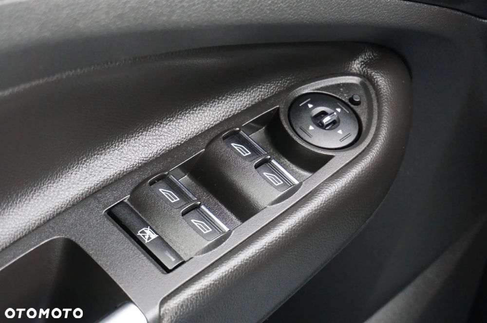 Ford Kuga 2.0 TDCi 4x4 Individual - 37