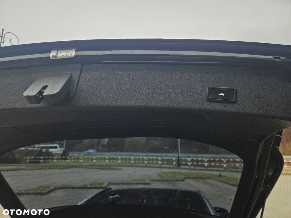 Audi A4 Avant 2.0 TDI Multitronic - 17