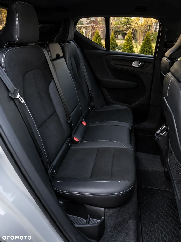 Volvo XC 40 T3 R-Design - 7