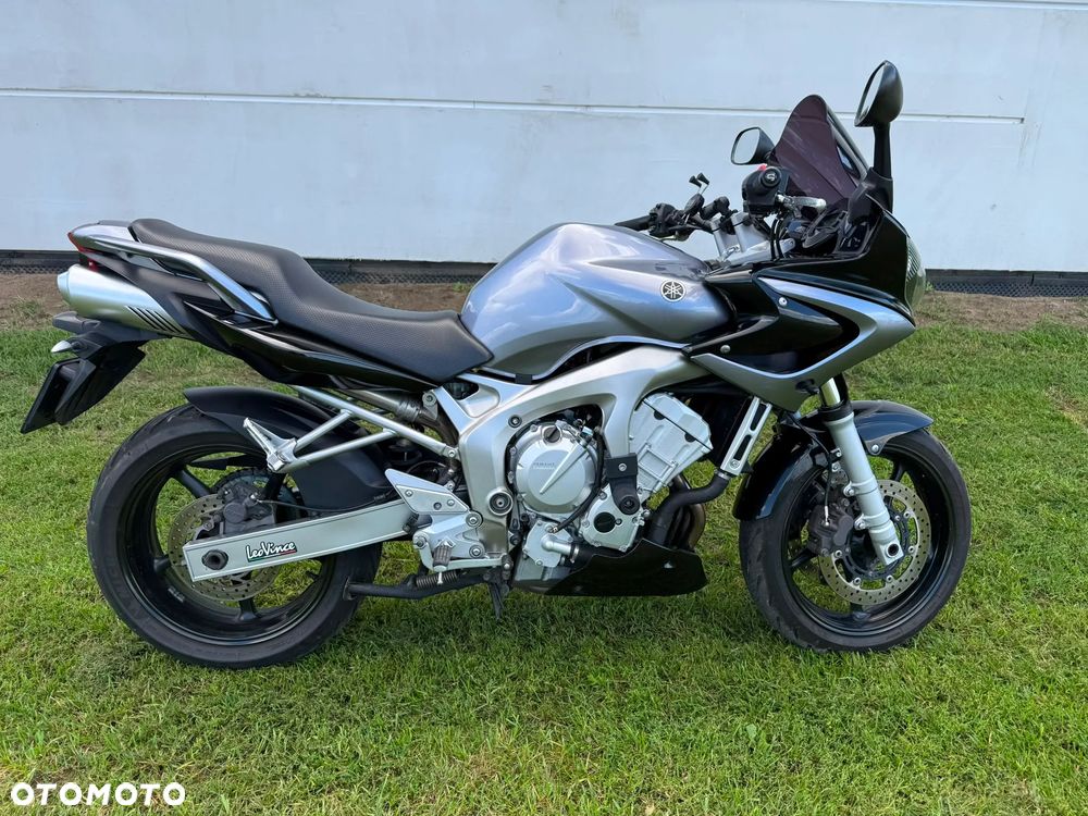 Yamaha FZ6 - 5