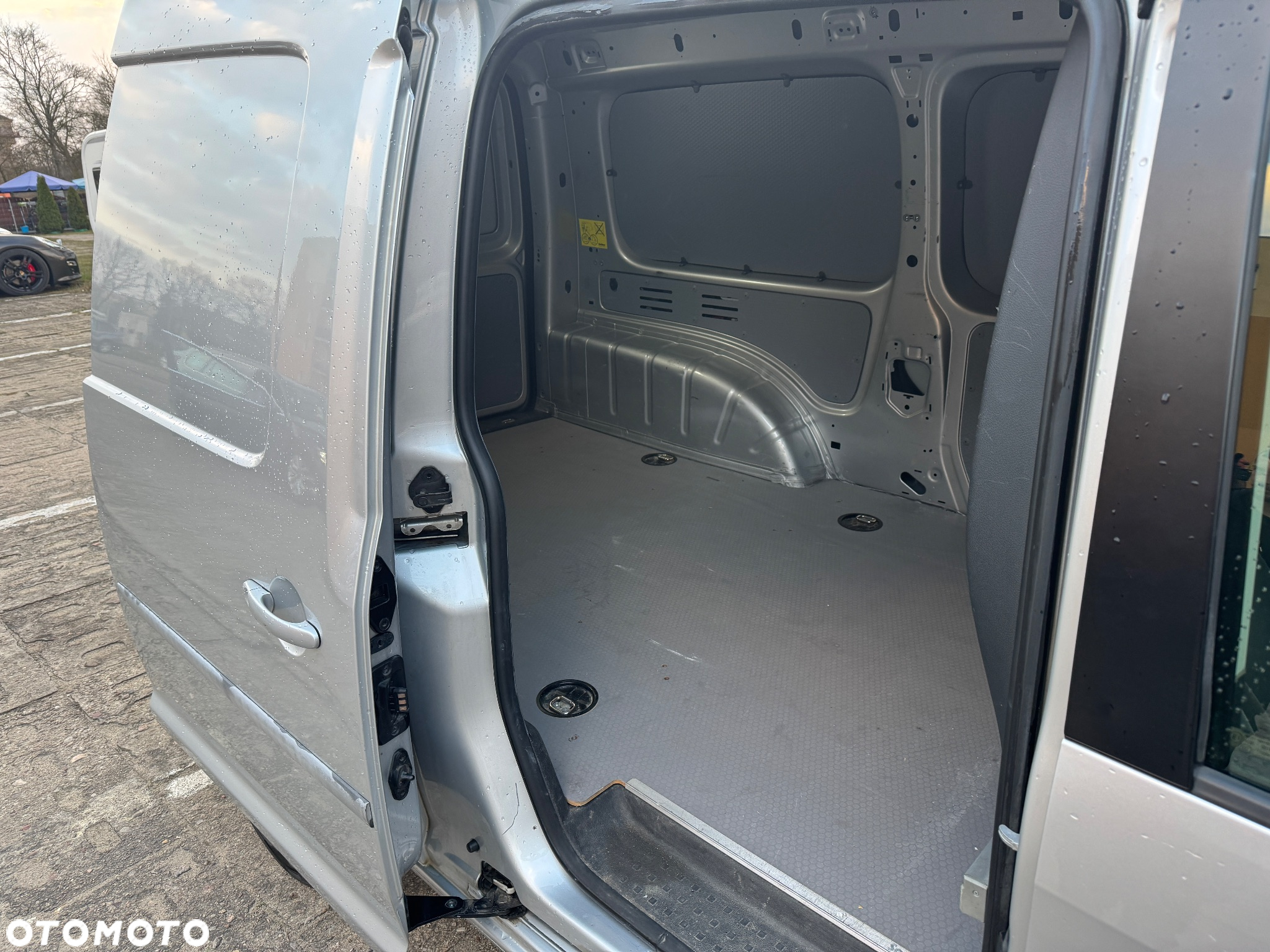 Volkswagen Caddy - 6