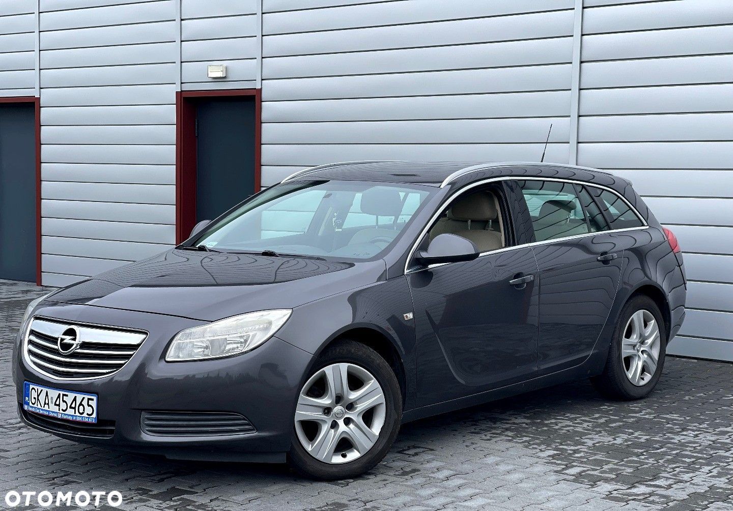 Opel Insignia - 1
