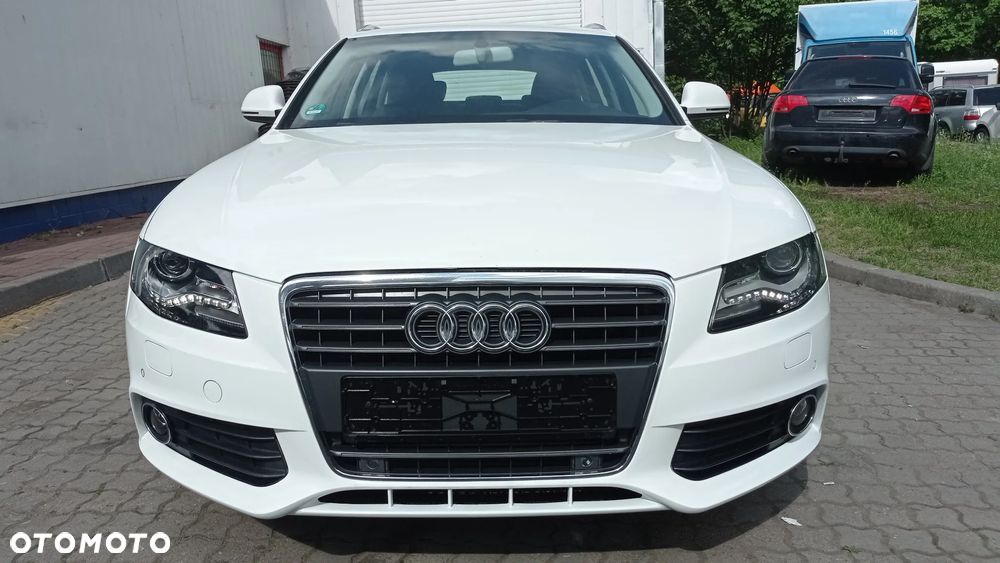 Audi A4 Avant 2.0 TFSI Attraction - 30
