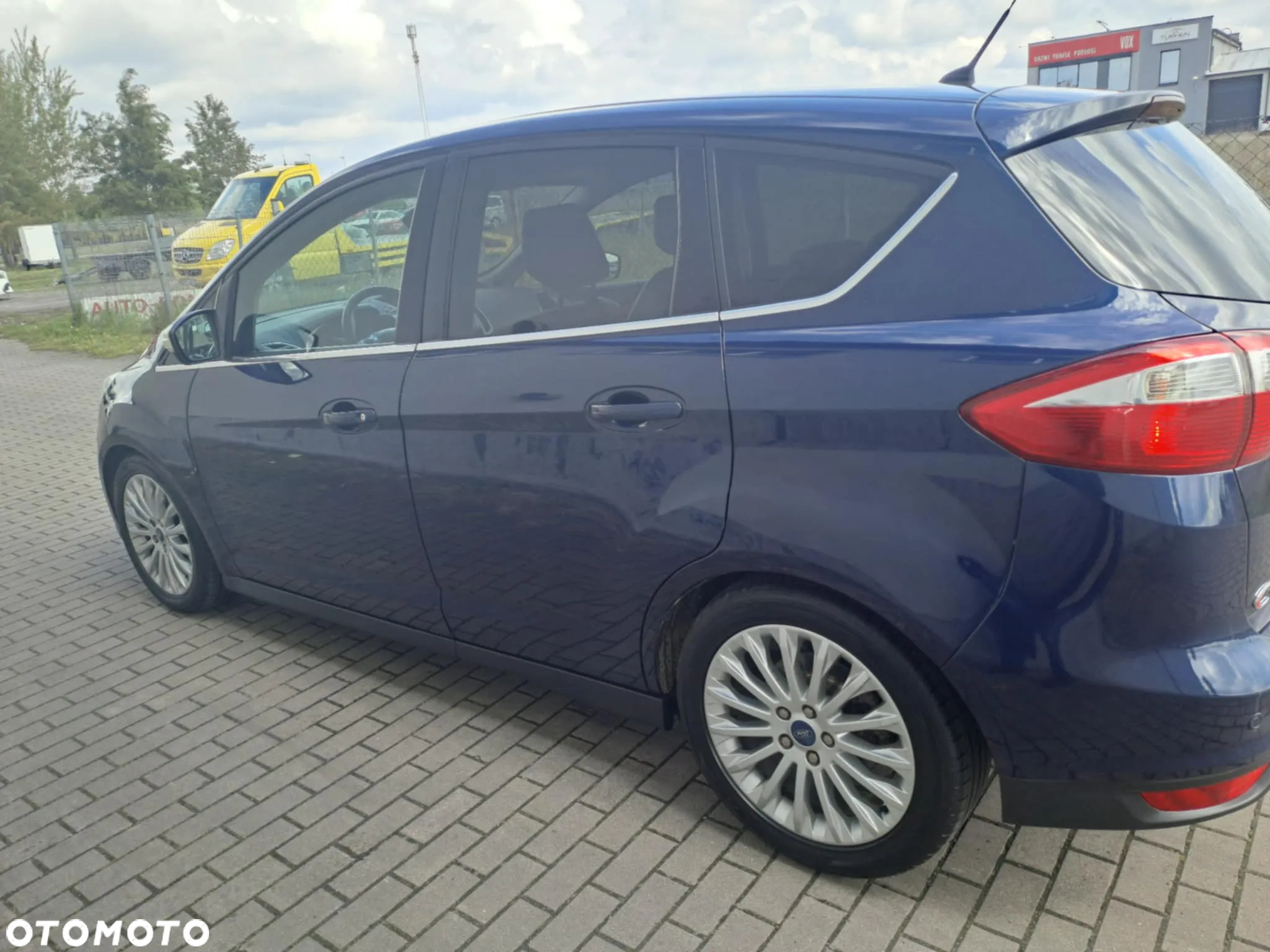 Ford C-MAX 2.0 TDCi Titanium - 6