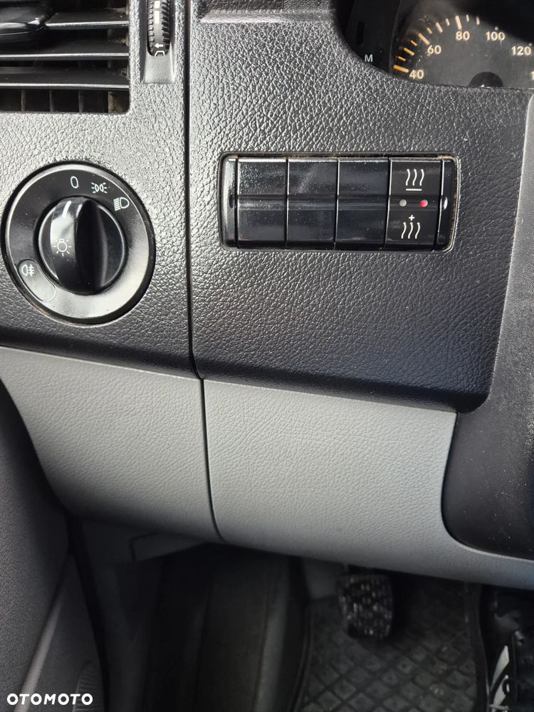 Mercedes-Benz SPRINTER - 11