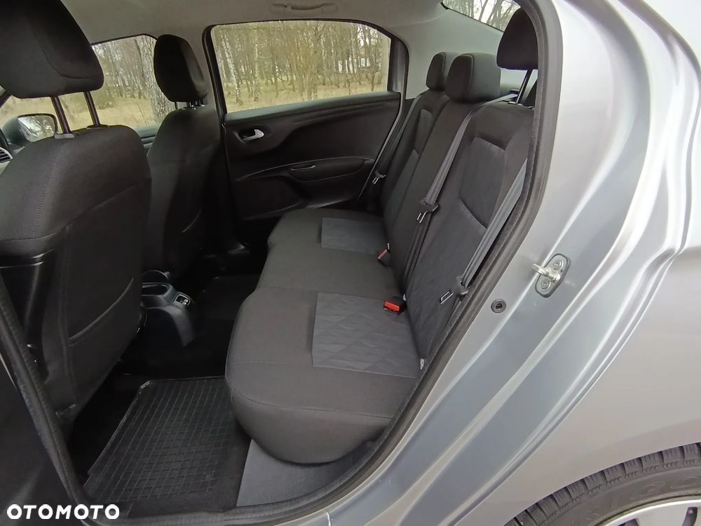 Citroën C-Elysée - 17