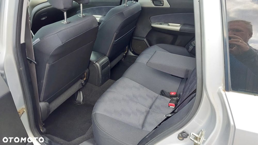 Subaru Forester 2.0 XA TRE - 12