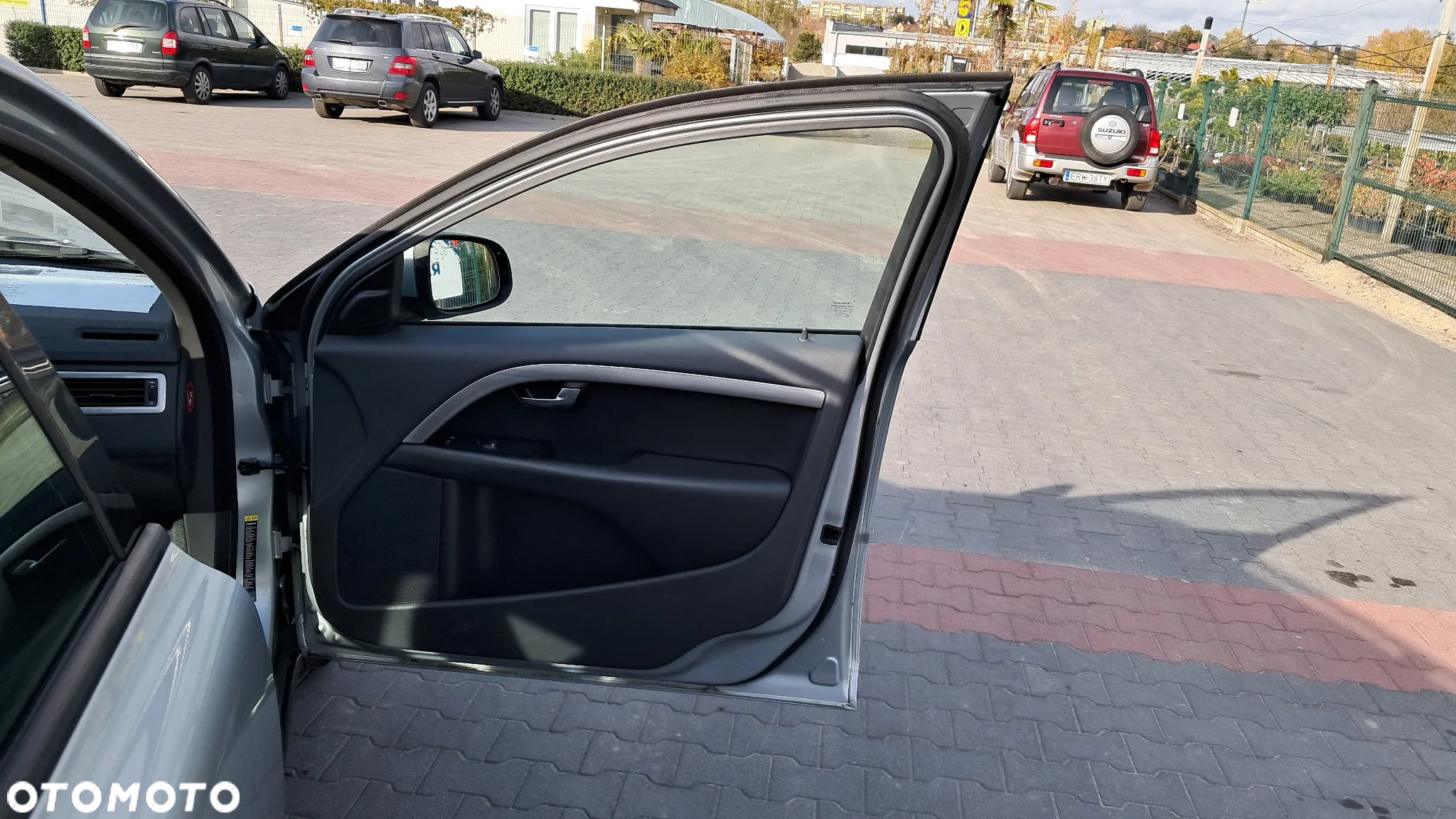 Volvo V70 2.0 Momentum - 14