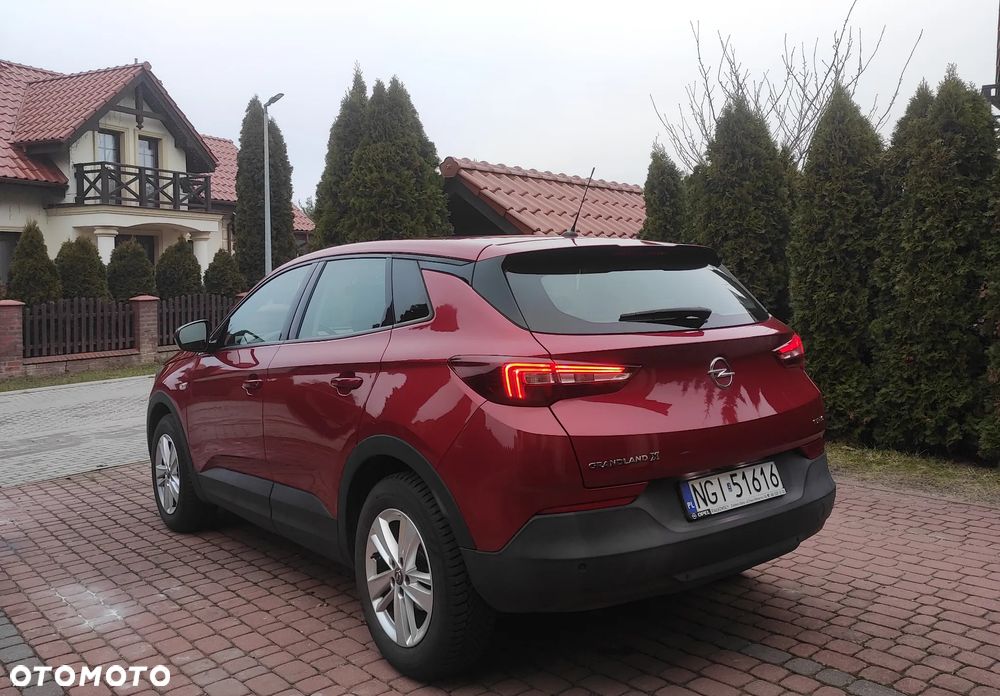 Opel Grandland X 1.2 T Enjoy S&S - 32