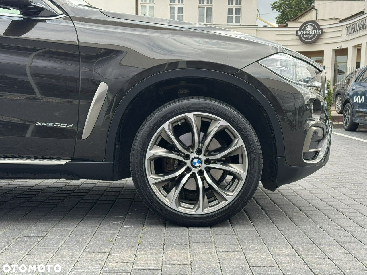BMW X6 xDrive30d - 9