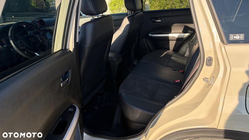 Suzuki Vitara 1.4 Boosterjet Premium 4WD - 8
