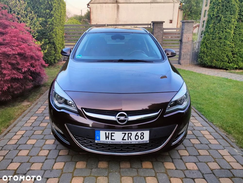 Opel Astra 1.4 Turbo - 2