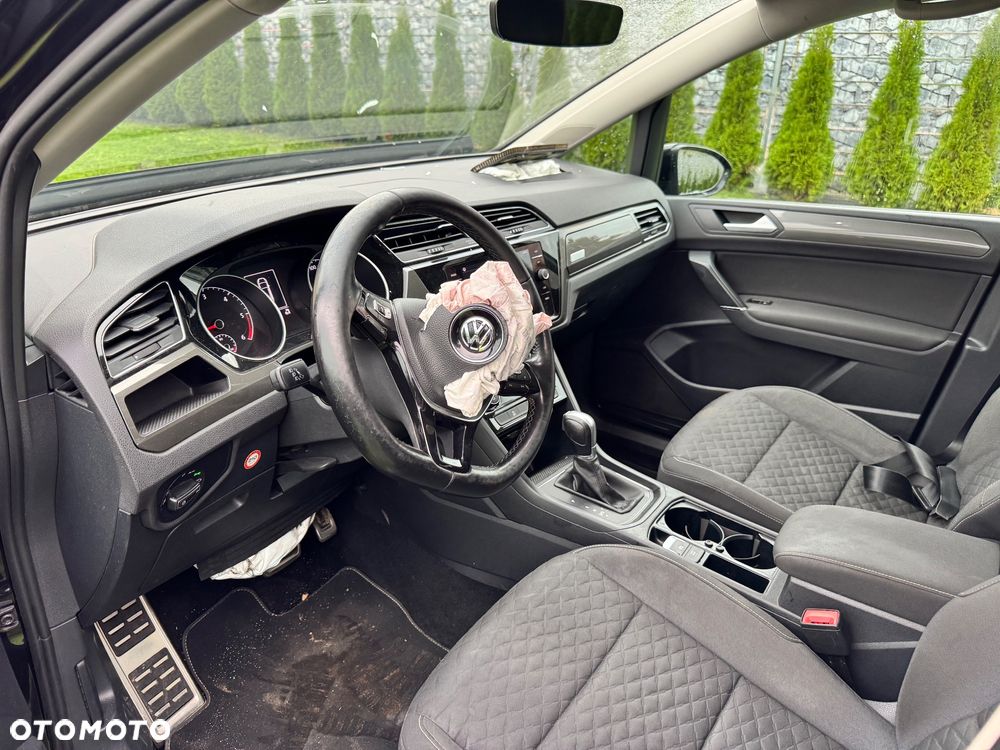 Volkswagen Touran 2.0 TDI SCR DSG Join - 16