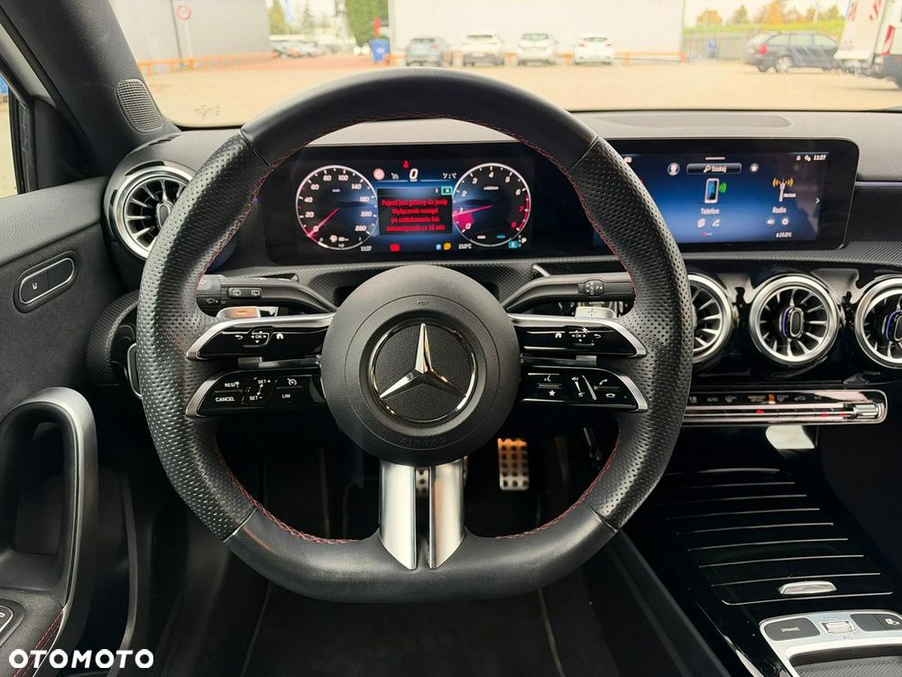 Mercedes-Benz Klasa A 200 7G-DCT AMG Line - 24