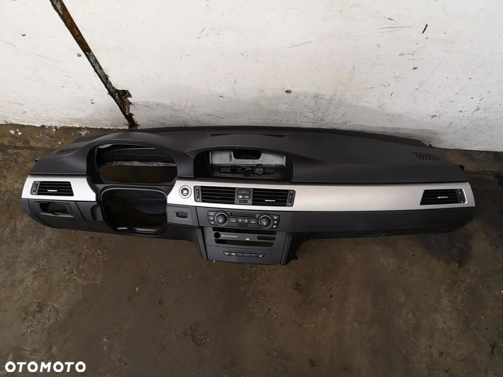 BMW E90 E91 DESKA KOKPIT KONSOLA POD NAWIGACJE ORYGINAŁ PULPIT - 6