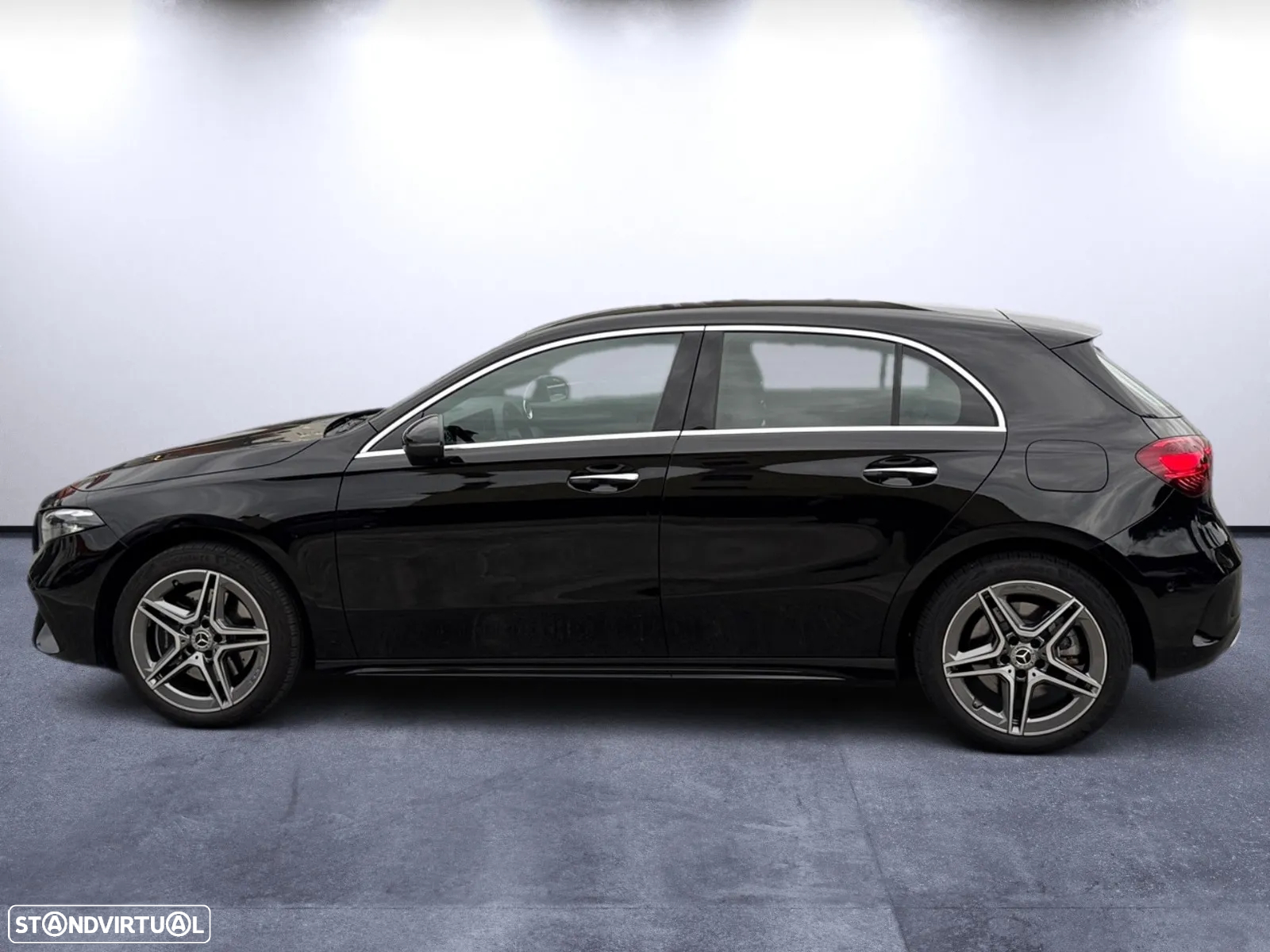 Mercedes-Benz A 250 e - 3