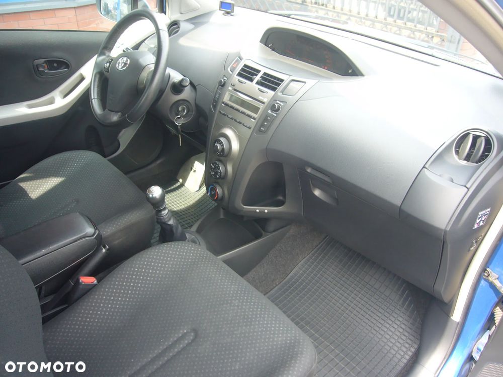 Toyota Yaris 1.33 Luna - 18