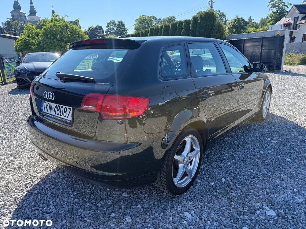 Audi A3 Sportback 2.0 TDI DPF S line Sportpaket - 4