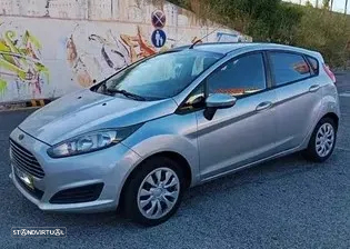 Ford Fiesta 1.25 Techno - 2