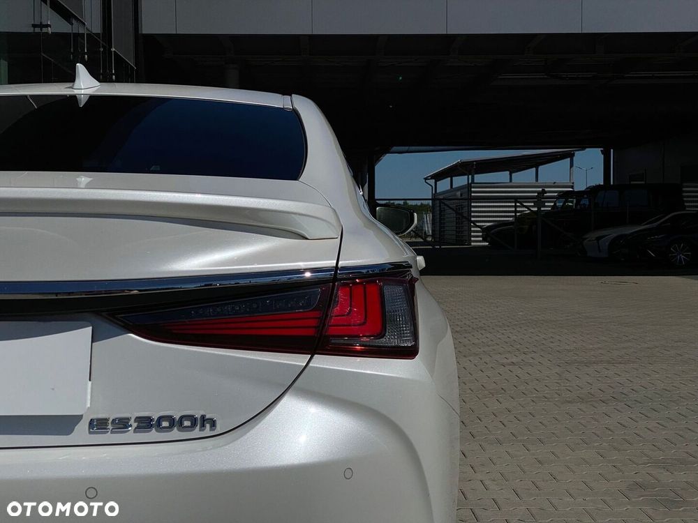 Lexus ES - 33