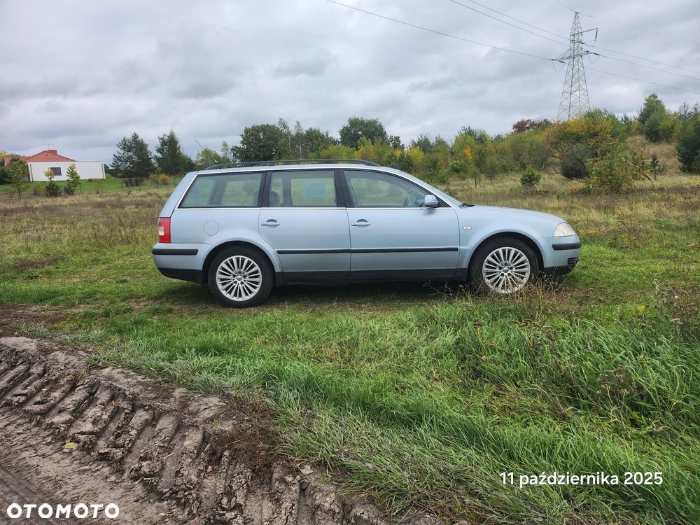 Volkswagen Passat 2.0 Basis - 4