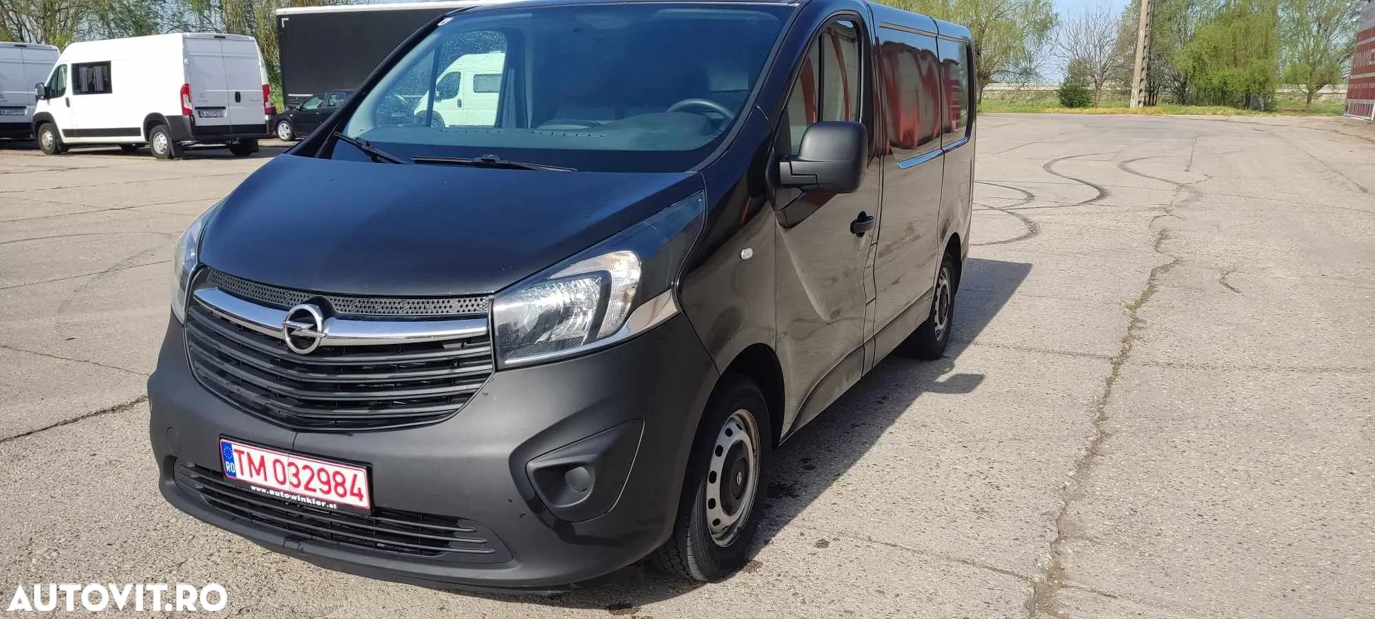 Opel Vivaro-B - 1