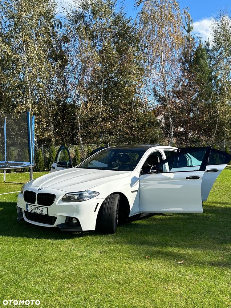 BMW Seria 5 535i Sport-Aut Modern Line - 24