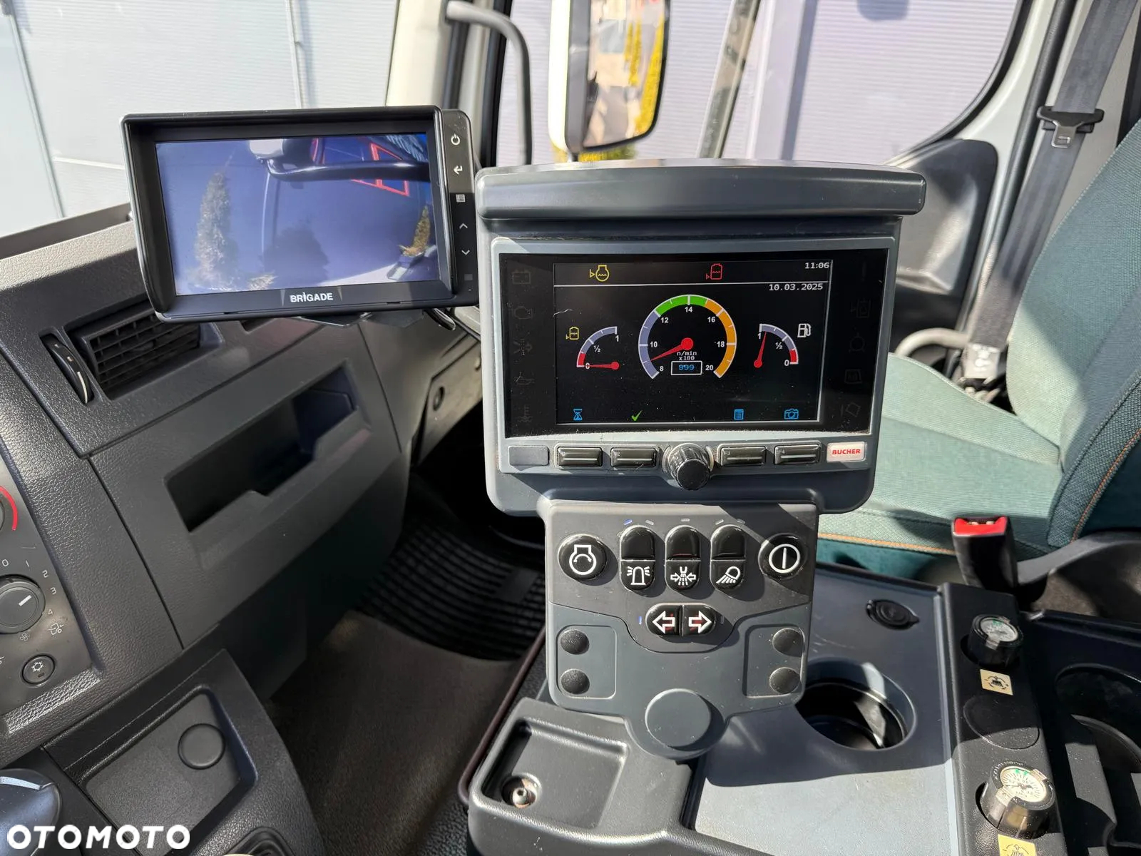 Volvo VOLVO FL 15.250 Euro 6 // zamiatarka dwustronna JOHNSTON VT652 - 37
