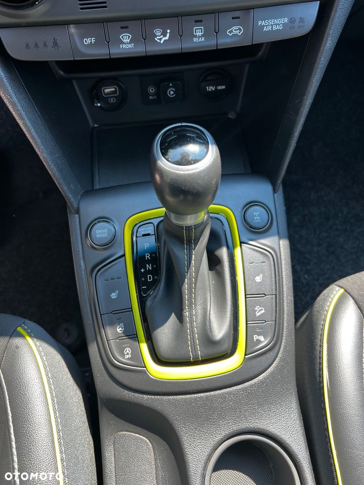 Hyundai Kona 1.6 T-GDI Premium 4WD DCT - 23