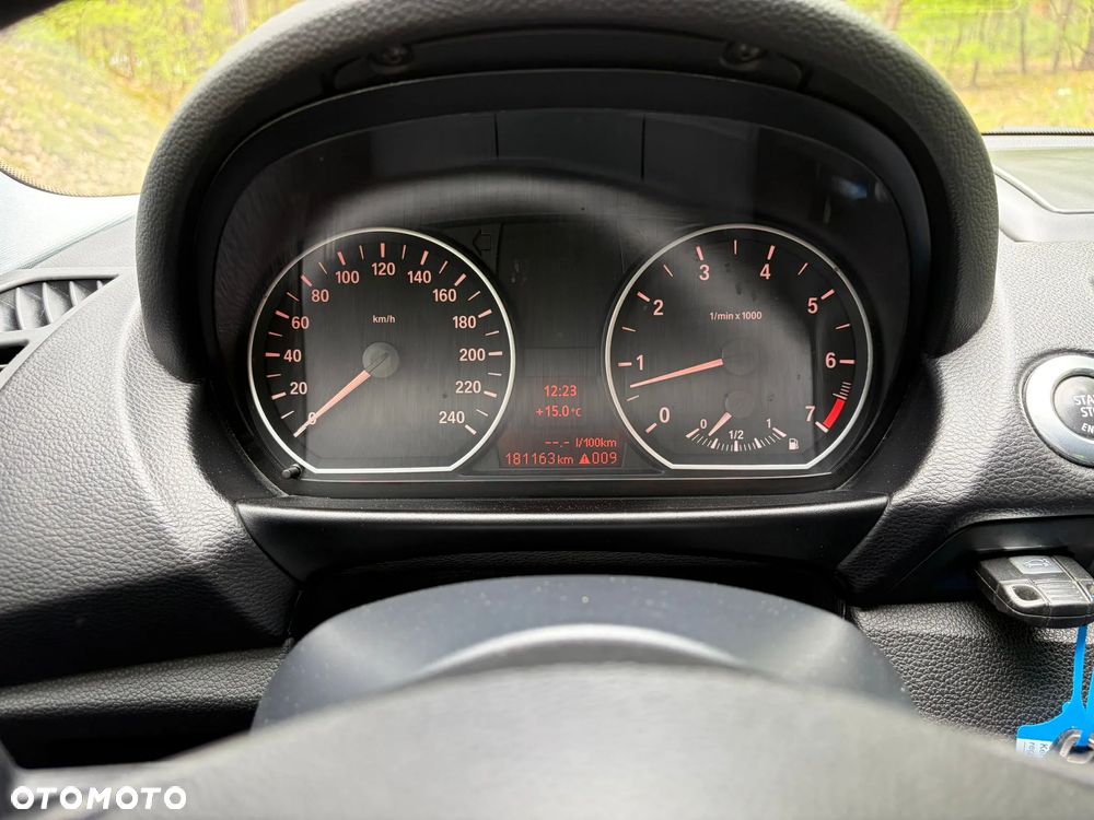 BMW Seria 1 116i - 16