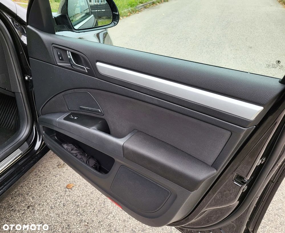Skoda Superb 2.0 TDI Elegance - 19