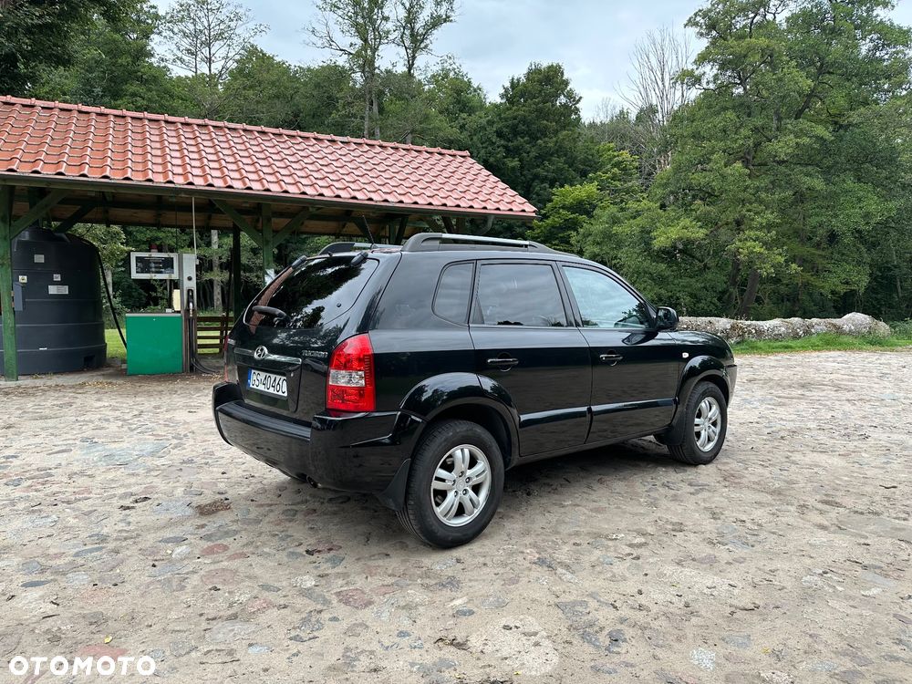 Hyundai Tucson 2.0 Comfort 2WD - 4