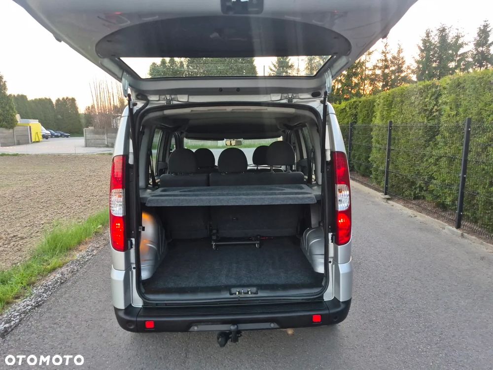 Fiat Doblo 1.4 8V Family - 31
