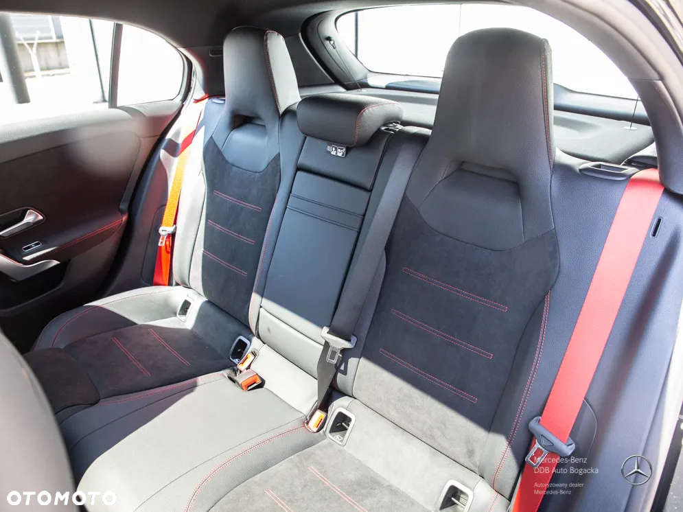 Mercedes-Benz Klasa A 35 AMG 4-Matic 8G-DCT - 13