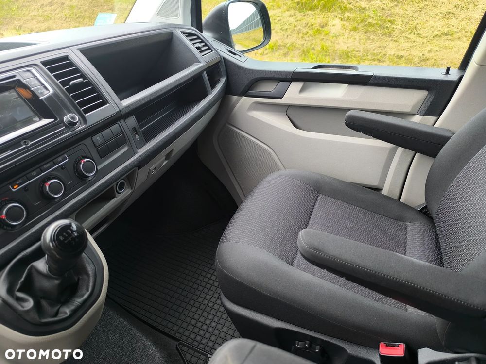 Volkswagen Caravelle 2.0 TDI L2 Comfortline - 17