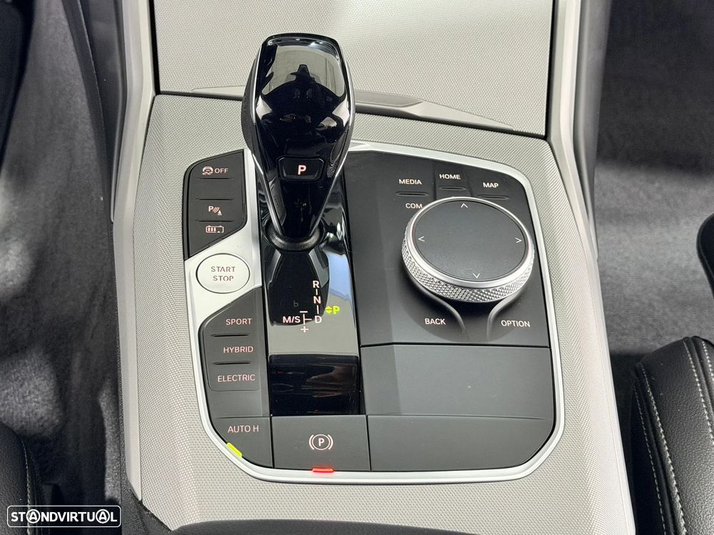 BMW 320 e Corporate Edition Auto - 33