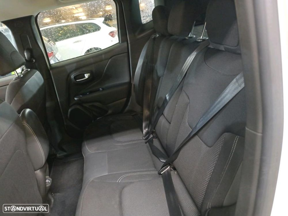 Jeep Renegade 1.0 T Limited - 8