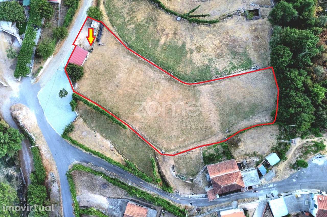 Terreno Rústico com 2433 m2 e anexo 39 m2 - Covelo Gerês, Montalegre - Grande imagem: 2/15