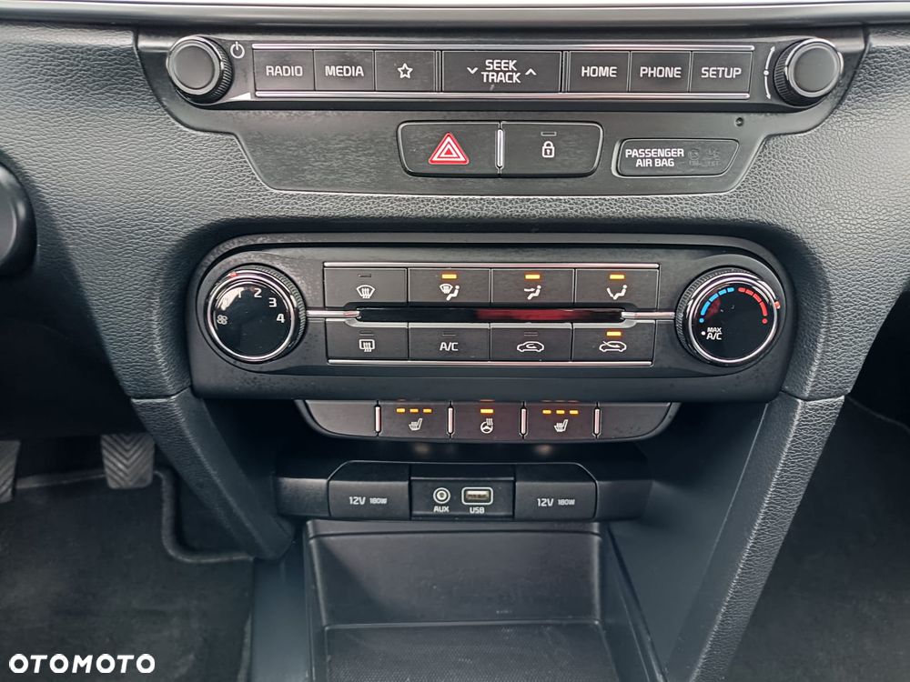 Kia Ceed 1.6 CRDi SCR L - 15