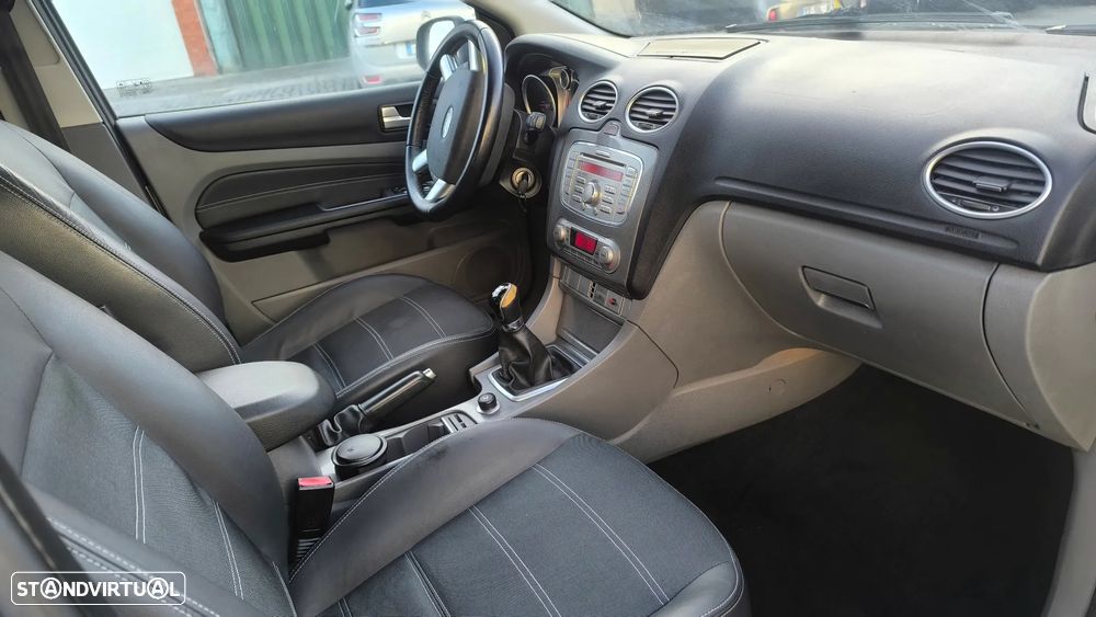 Ford Focus SW 1.6 TDCi Titanium 17 - 11